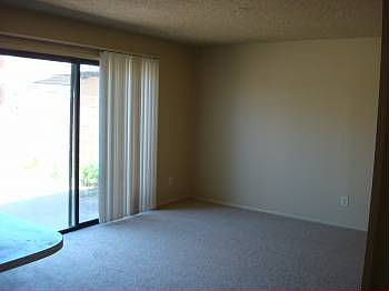 2nd image of 1569 W Hazelwood