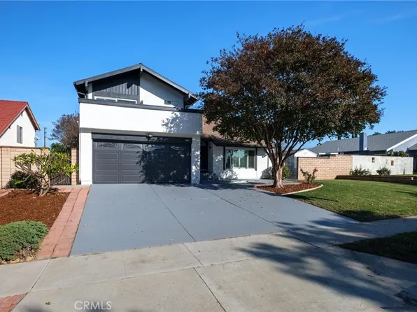 1527 Greenpoint Dr, Corona, CA 92878