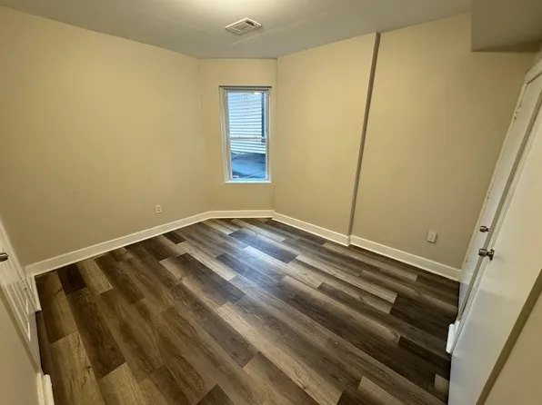 201 N 17th St APT 2B, East Orange, NJ 07017