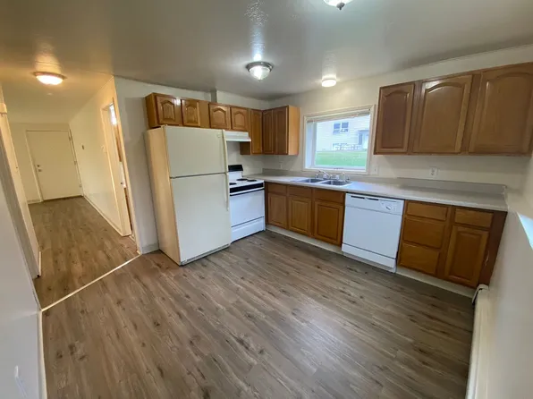 DA - Duben Avenue, 8001 Duben Ave APT 2, Anchorage, AK 99504