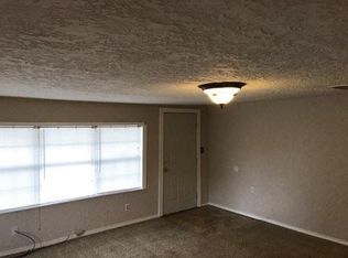 802 NW 4th St, Cache, OK 73527