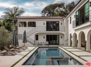 8185 Hollywood Blvd, Los Angeles, CA 90069