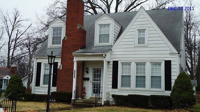 1st image of 2444 Allen St