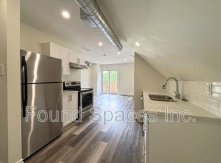 220 Caroline St S #3, Hamilton, ON
