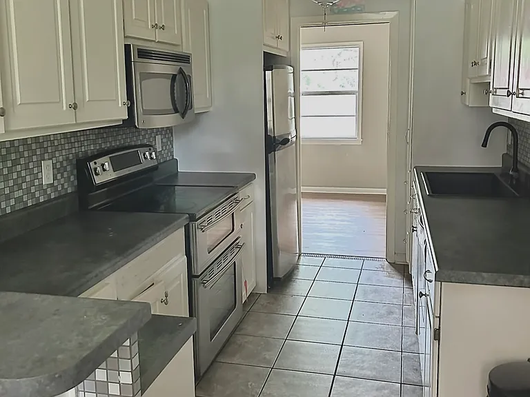 4303 Mockingbird Rd — Photo 5