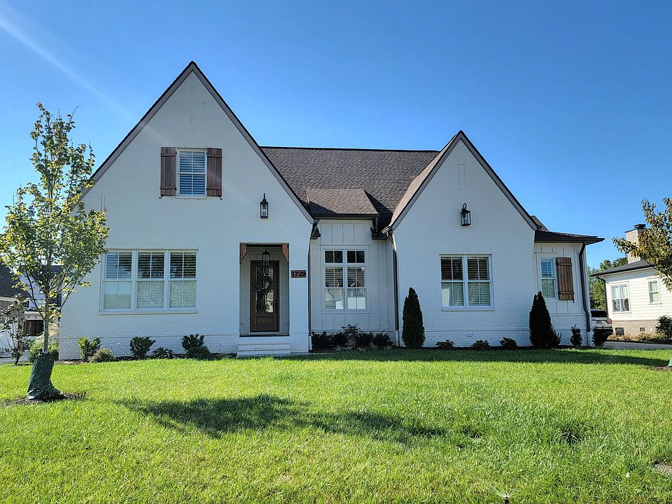 1st image of 1729 London Ave Lot 33