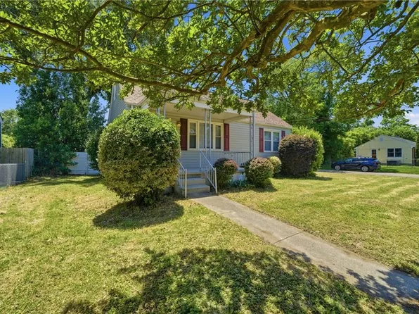 1019 Beach View St, Norfolk, VA 23503