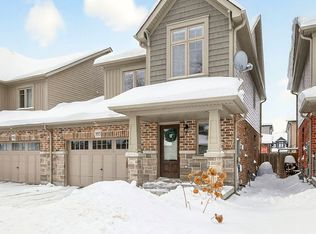 995 Cook Dr, Midland, ON L4R0E4