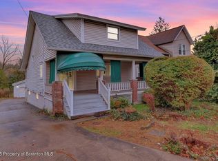 216 N Abington Rd, Clarks Green, PA 18411