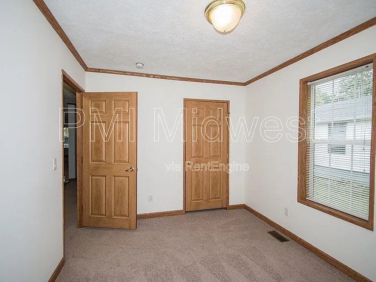 11845 Center St — Photo 20
