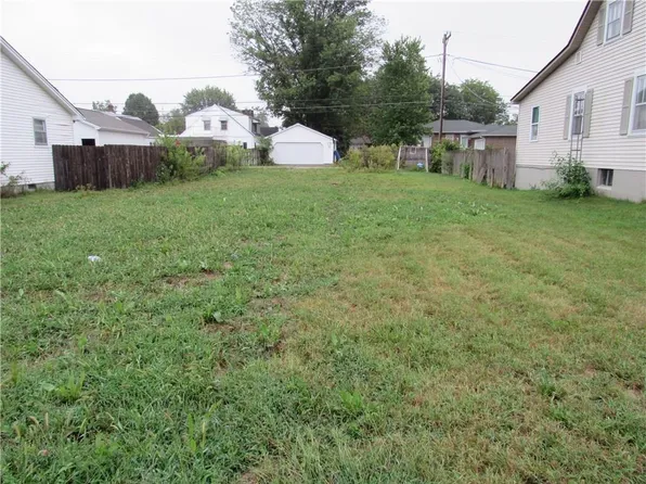 316 Kessler Blvd, Seymour, IN 47274