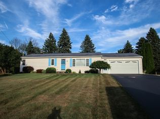 487 Chestnut Ridge Rd, Rochester, NY 14624