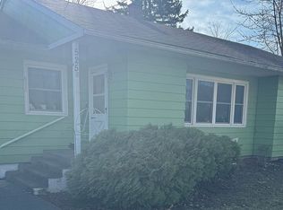 525 S Marshall St, Caledonia, MN 55921