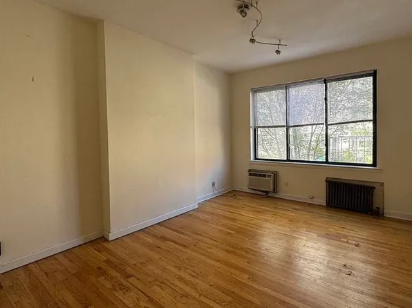 428 East 77th Street image 1 of 7