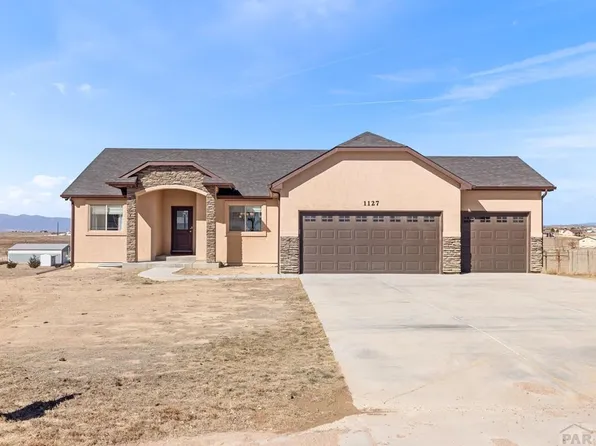 1127 N Thorpe Dr, Pueblo West, CO 81007
