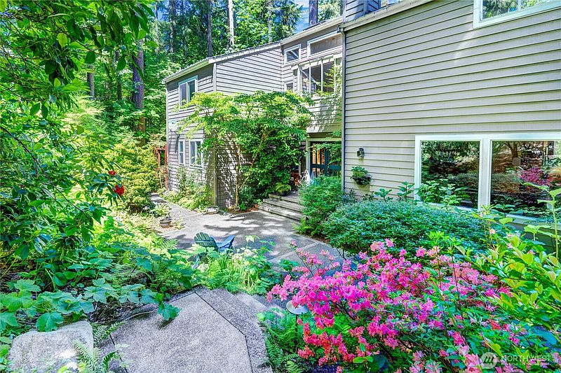 3rd image of 17220 NE 152nd Street