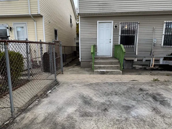 391 Pacific Avenue image 14 of 14