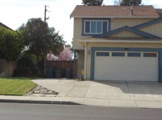 774 Bellflower St, Livermore, CA 94551