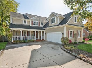 617 Hillside Rd, Glenview, IL 60025