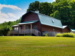 337 King Hill Rd, Starrucca, PA 18462