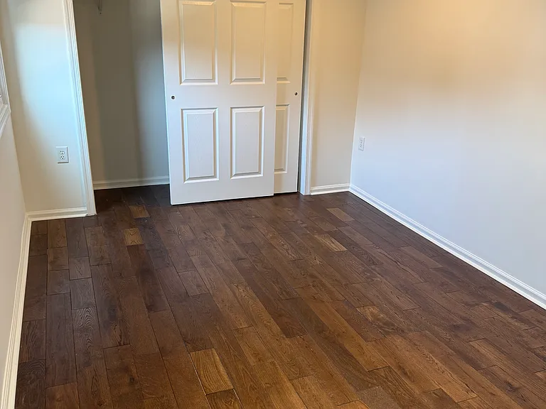 2301 E Albert St — Photo 8