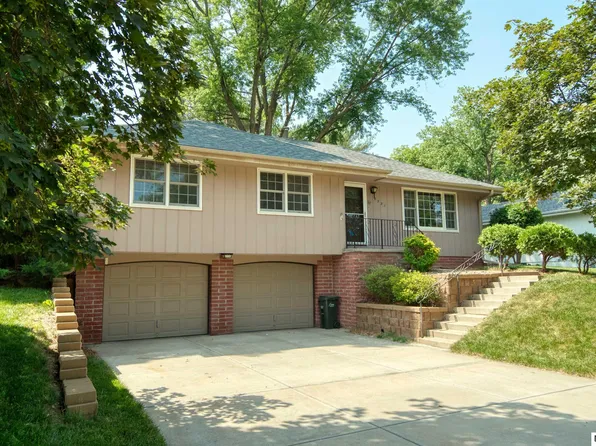 7321 Washington St, Ralston, NE 68127