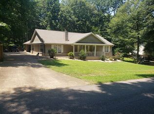 205 Shady Nook Rd, Deatsville, AL 36022