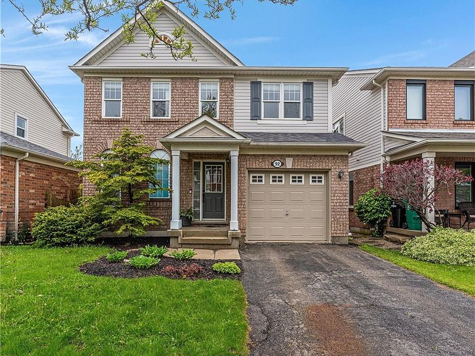 1st image of 92 Baggs Cres