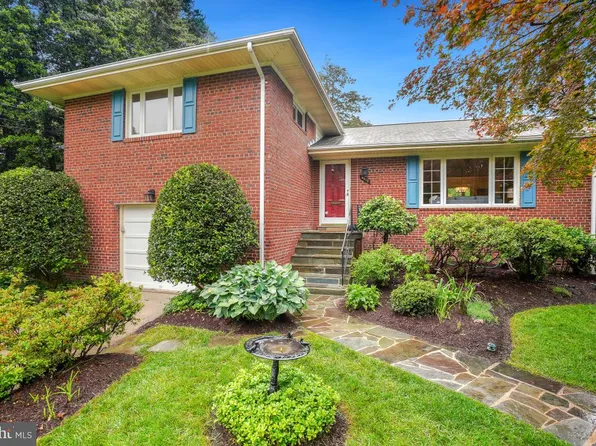 4513 Traymore St, Bethesda, MD 20814