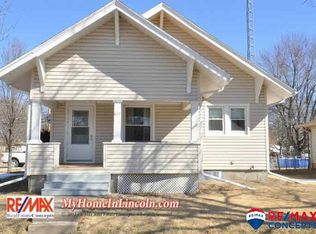 637 Oak St, Valparaiso, NE 68065