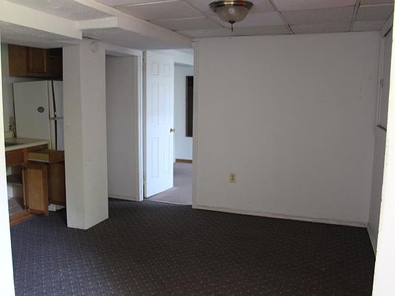 4th image of 106 Cunningham Ln APT 5