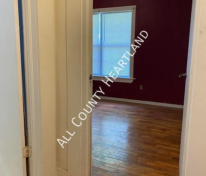 219 W Kenworthy St — Photo 12