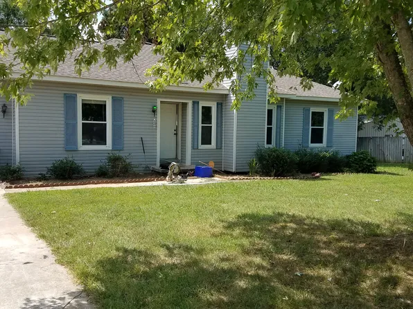 106 Gustavus Dr, Harvest, AL 35749