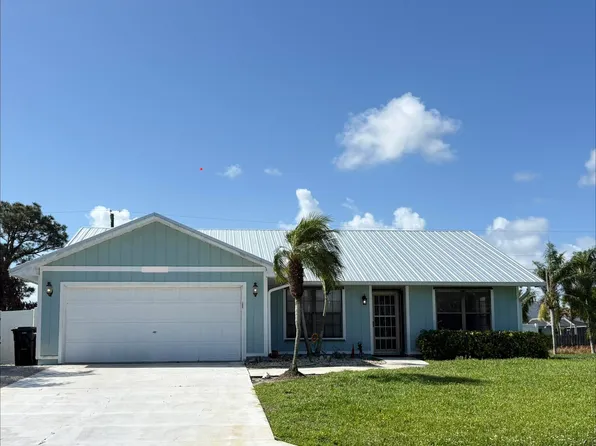 764 SE Evergreen Terrace, Port St Lucie, FL 34983