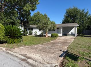 2224 Edgewood Dr, Panama City, FL 32405