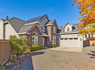 562 Quail Ct, Central Pt, OR 97502