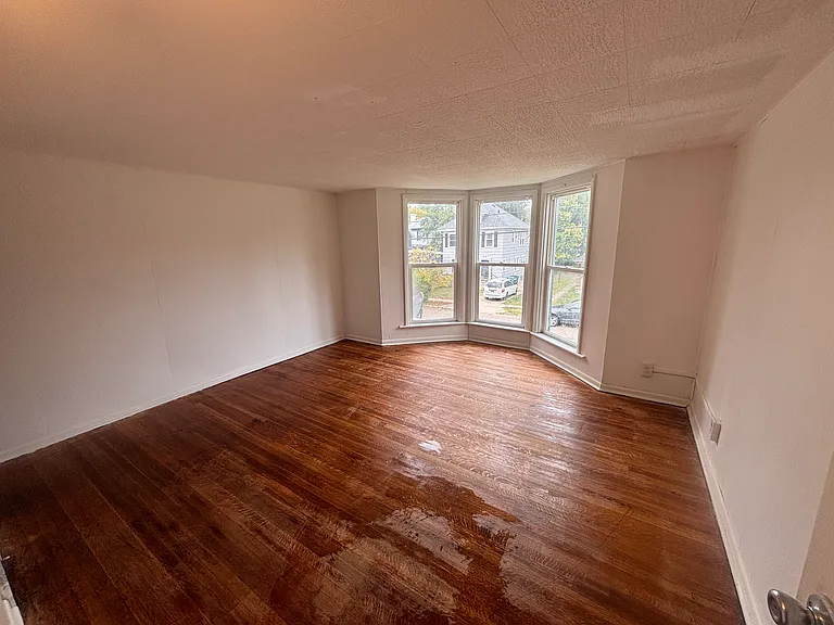 1st bedroom