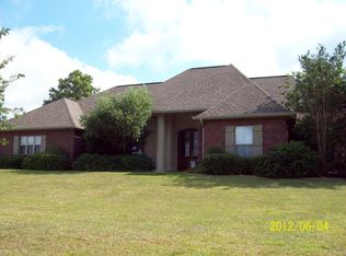 74 N Hill Dr W, Carriere, MS 39426