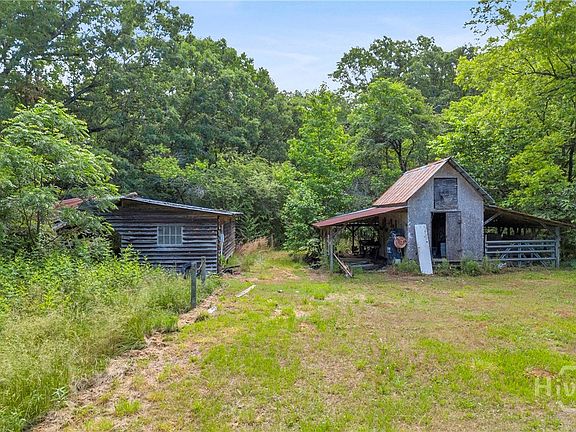 4th image of 366 Lexington-Carlton Road