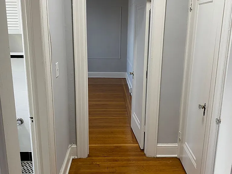 Berkeley Arms Apartment Homes — Photo 5