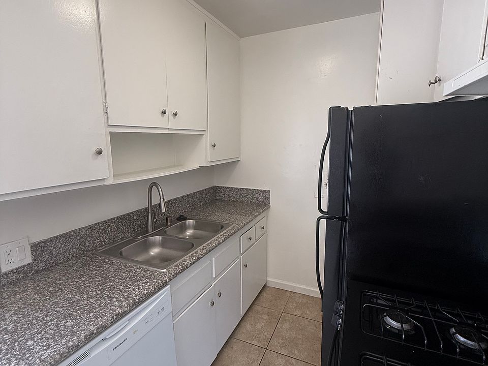 2nd image of 12730 Pacific Ave APT 18