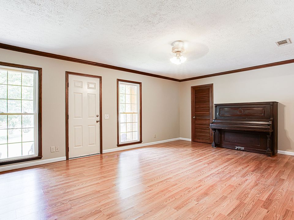 2373 Stanton Rd SE, Conyers, GA 30094 MLS 10187305 Zillow