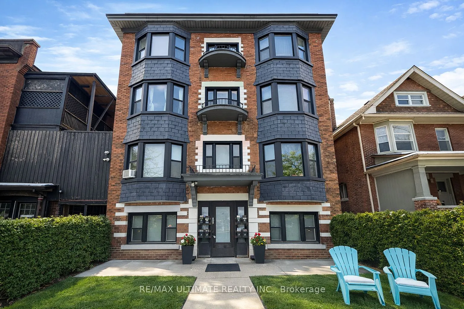2 bed, $2,400 — Photo 1
