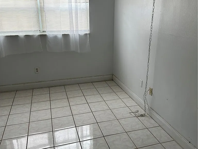 216 Golf Villas Ct NW — Photo 3