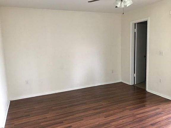 2nd image of 4751 Via Palm Lck APT 422
