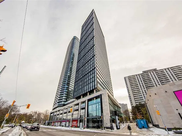 575 Bloor St E #3203, Toronto, ON M4X 1J8
