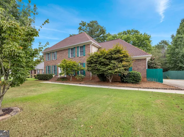 4002 Camary Dr SE, Conyers, GA 30094