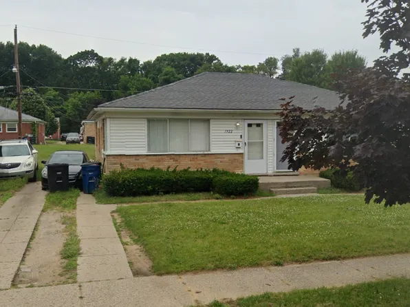 1922 Ackley Ave, Westland, MI 48186
