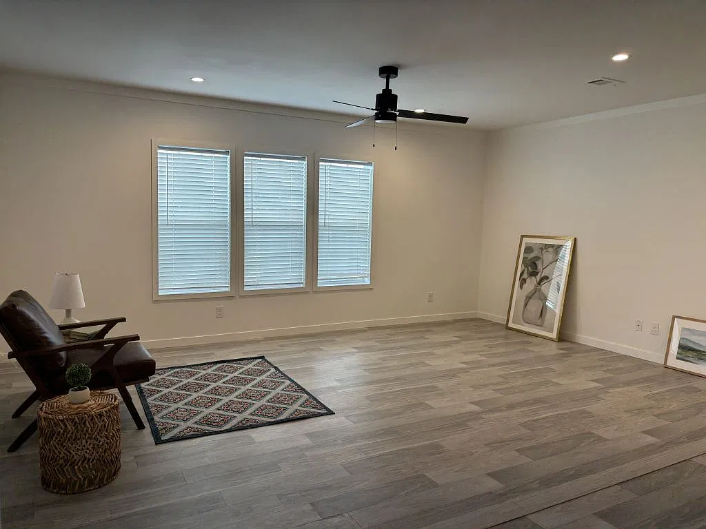 2 bed, 2.0 bath, 1408 sqft, $1,599 — Photo 4