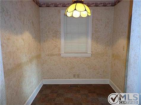 4th image of 336 McClain Ave